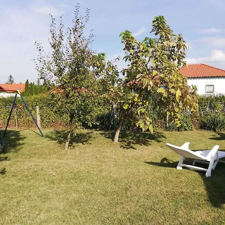 In 38430 * Balatonfenyves