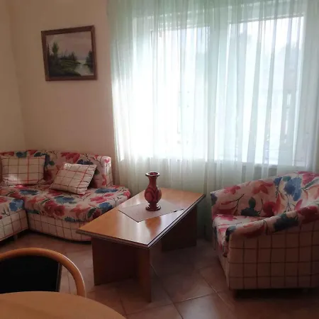 In 38430 Сasa de vacaciones Balatonfenyves