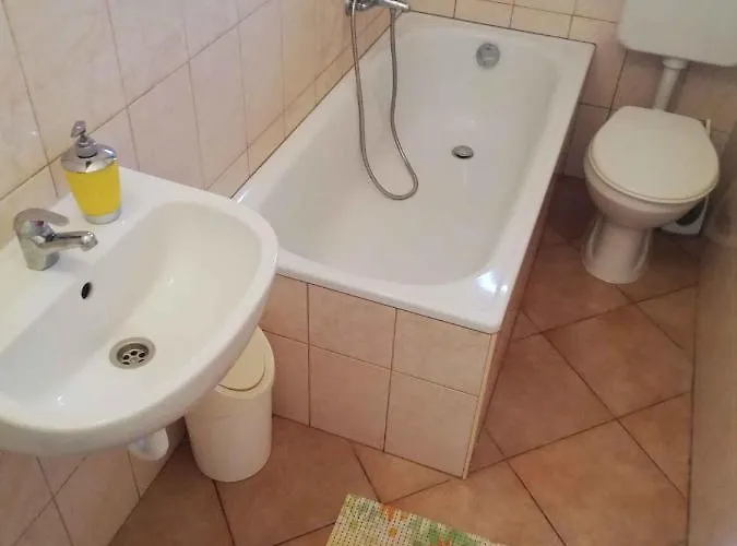 Сasa de vacaciones In 38430 Balatonfenyves