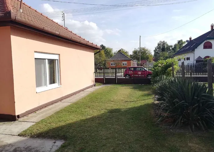 In 38430 Balatonfenyves