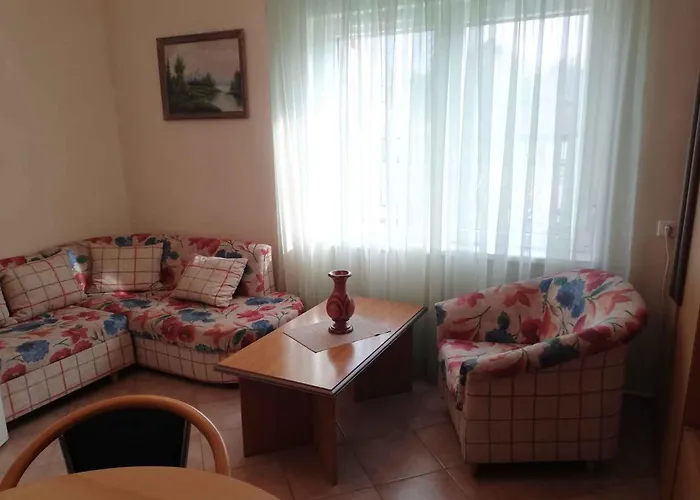 In 38430 Сasa de vacaciones Balatonfenyves